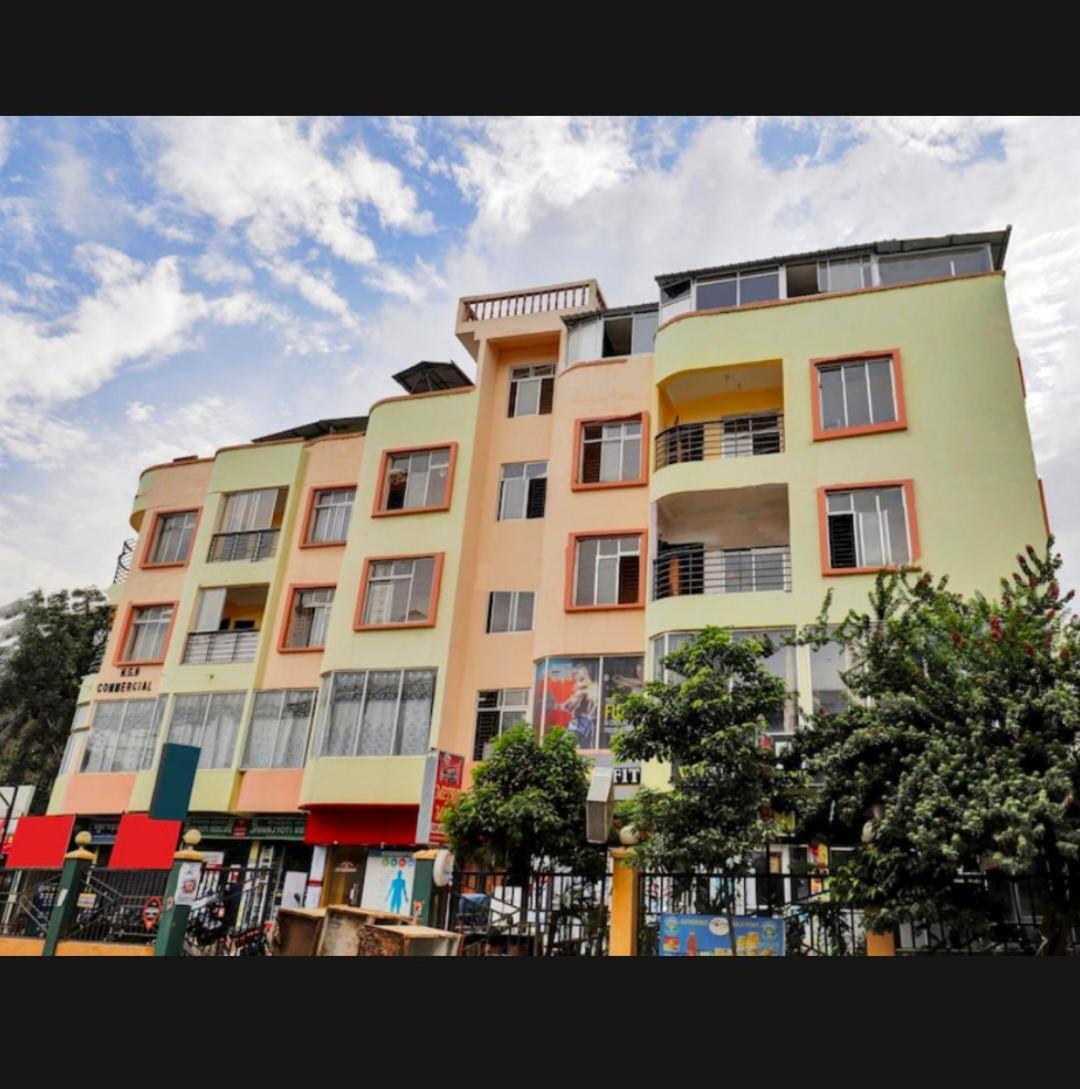 Hk Residency Hotel Гувахати Екстериор снимка